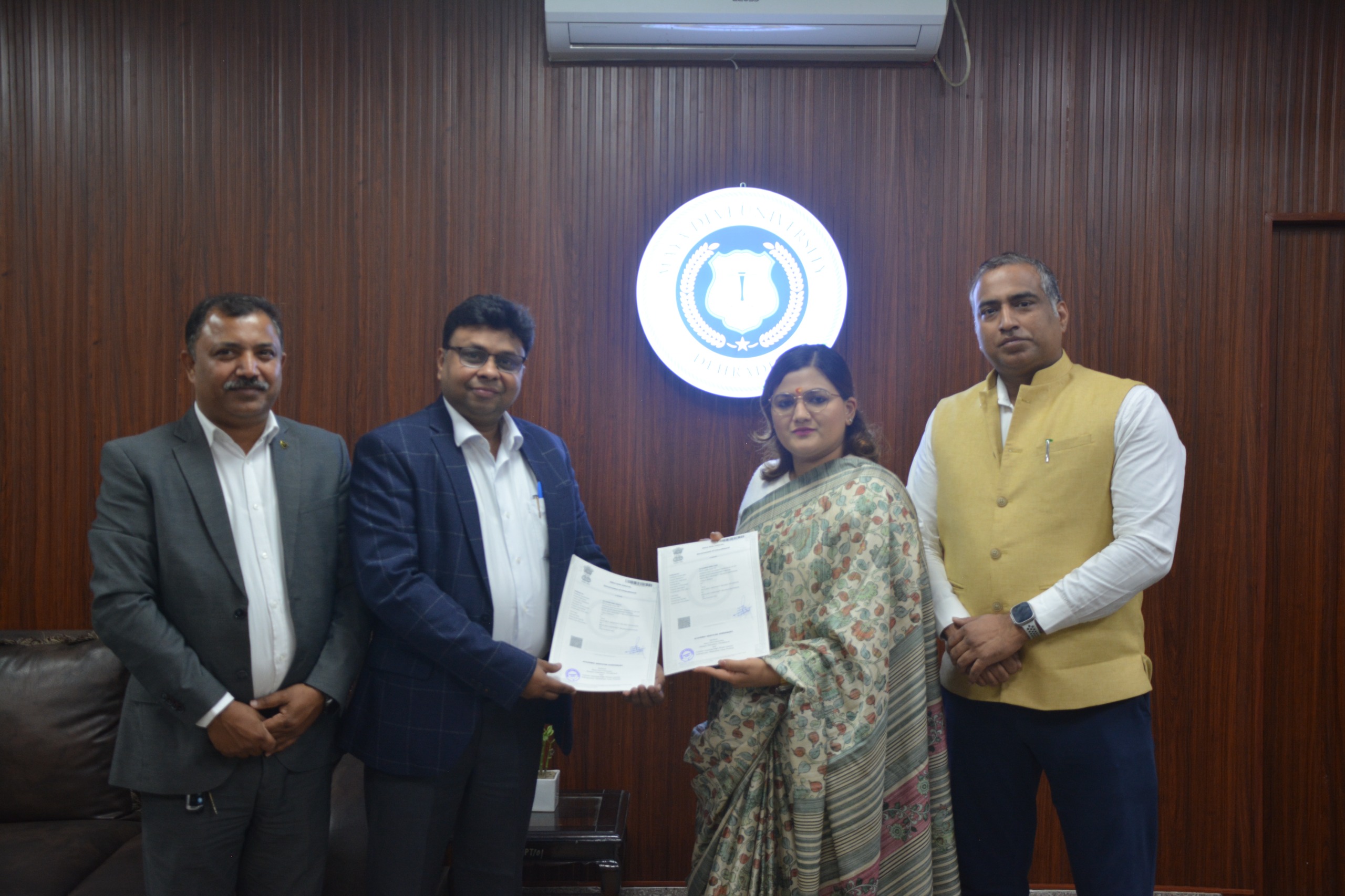 Keynote: Decentralized Web